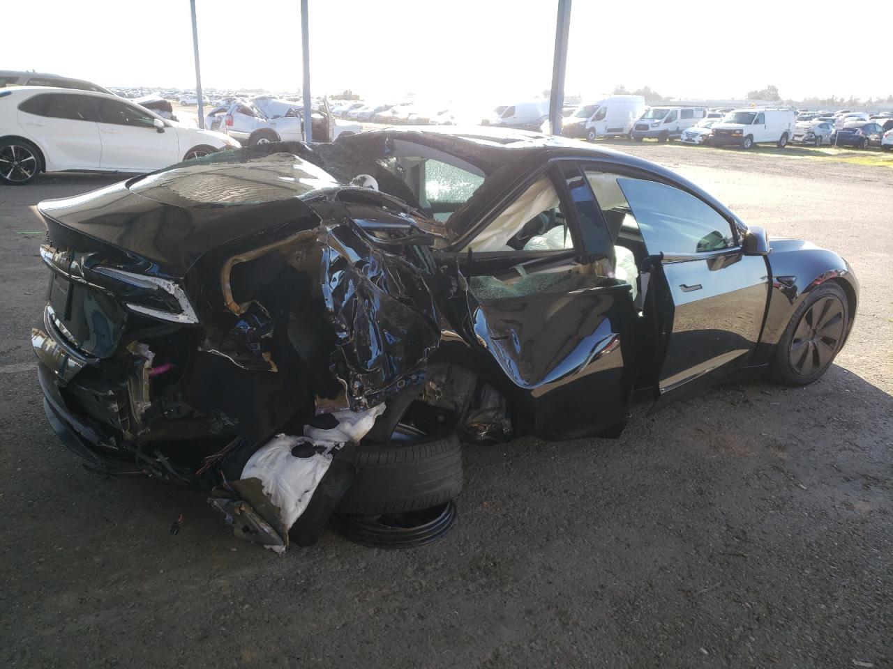 2024 TESLA MODEL 3 - Image 3