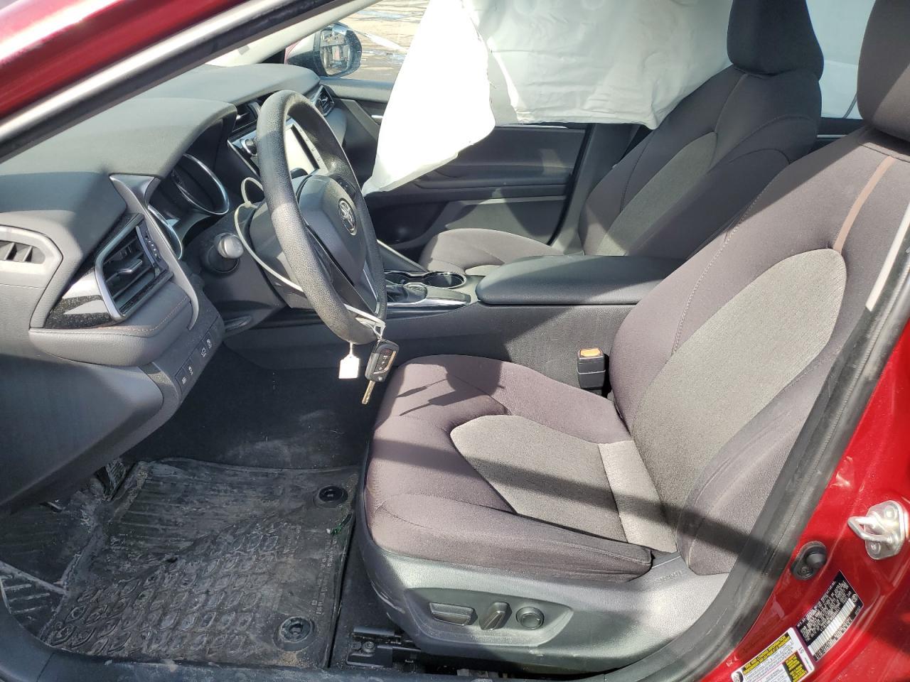 2019 TOYOTA CAMRY L - Фото 7