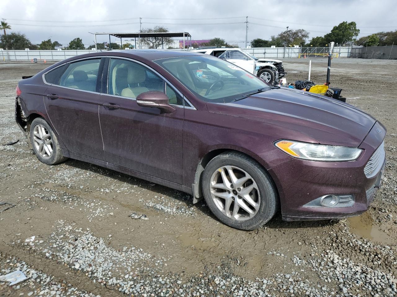 2013 FORD FUSION SE - Image 4