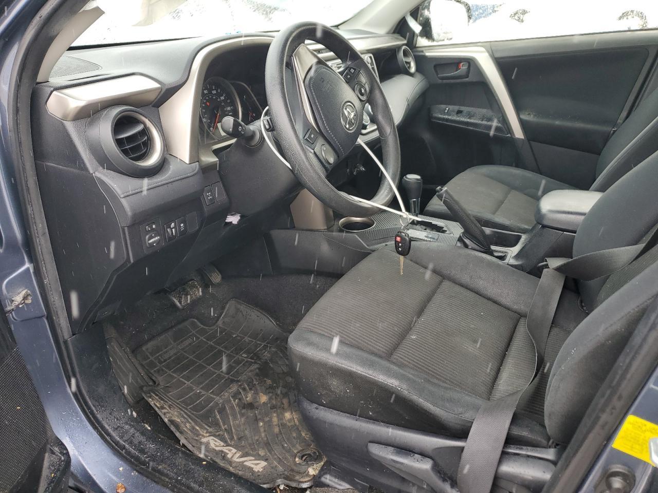 2014 TOYOTA RAV4 LE - Фото 7
