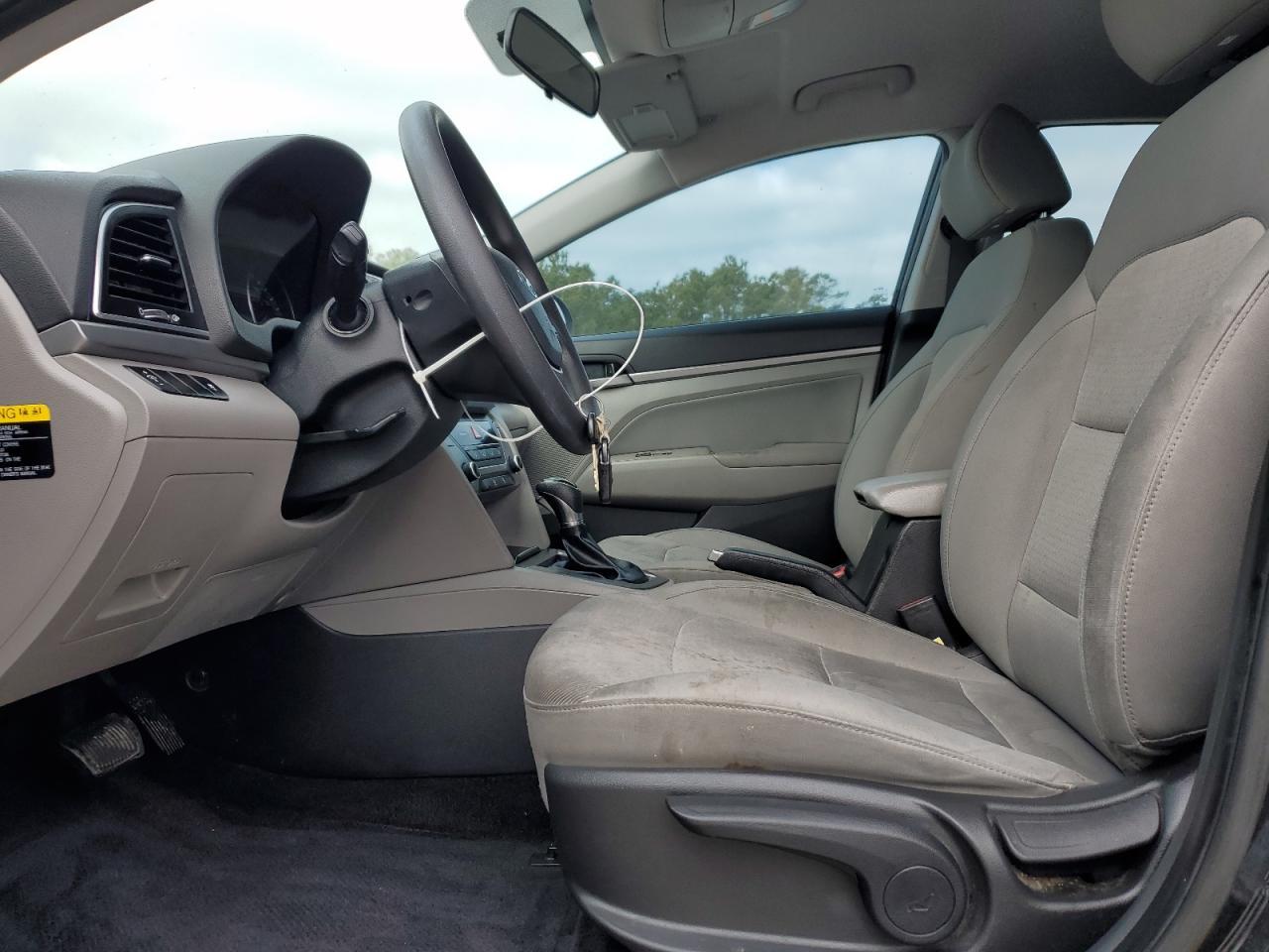 2017 HYUNDAI ELANTRA SE - Фото 7
