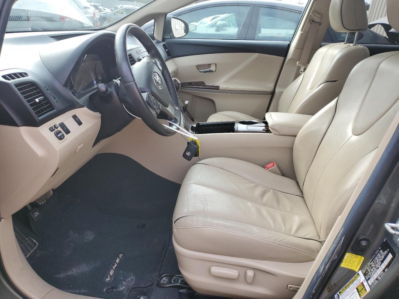 2014 TOYOTA VENZA LE - Фото 7