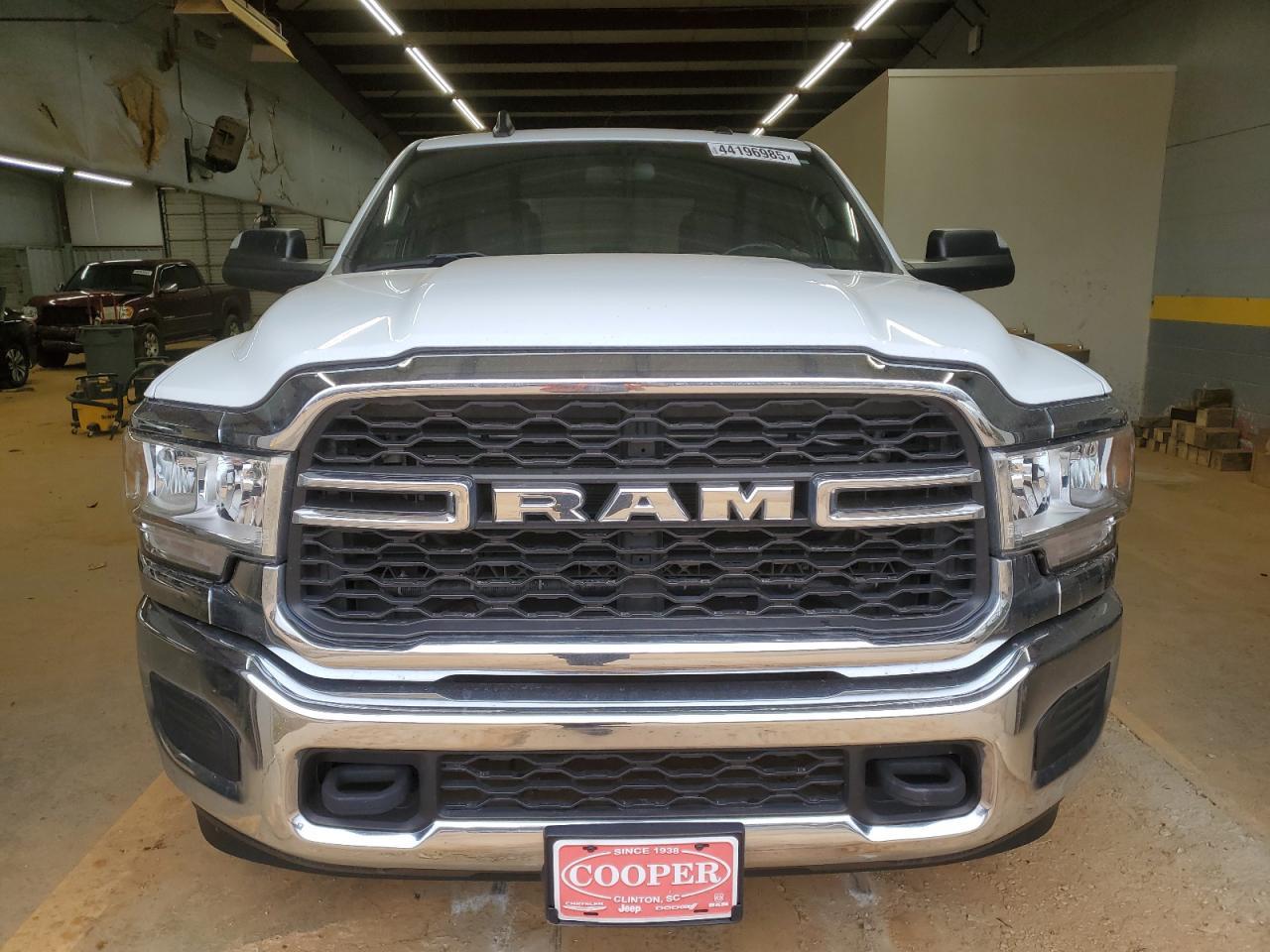 2022 RAM 2500 TRADE - Image 5