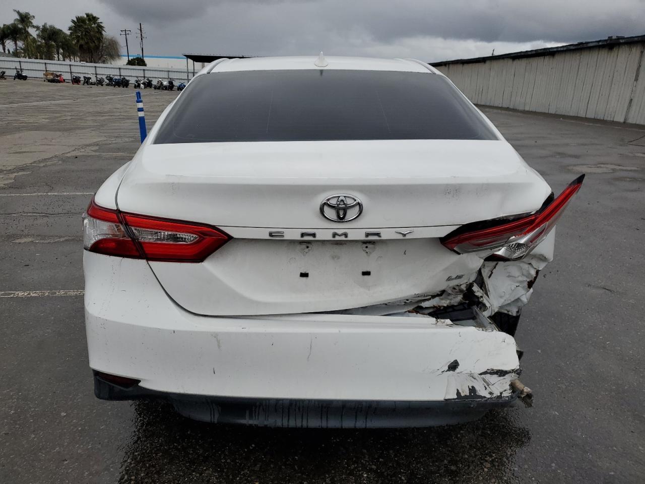 2020 TOYOTA CAMRY LE - Image 6