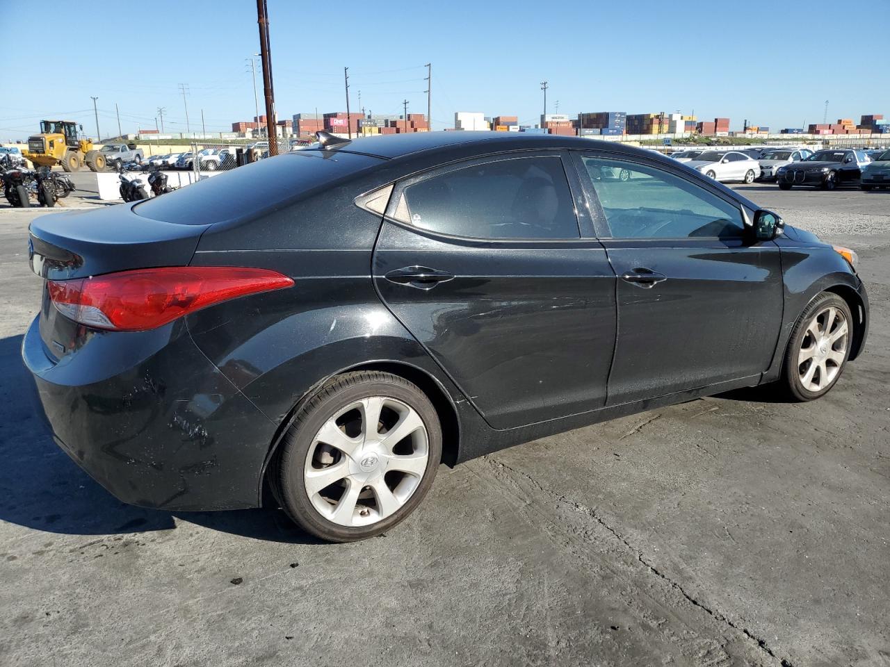 2013 HYUNDAI ELANTRA GL - Image 3