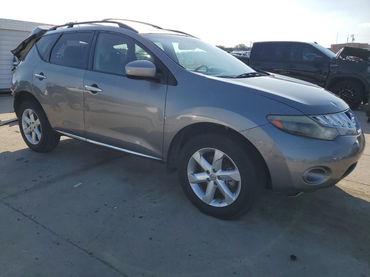 2010 NISSAN MURANO S - Image 4
