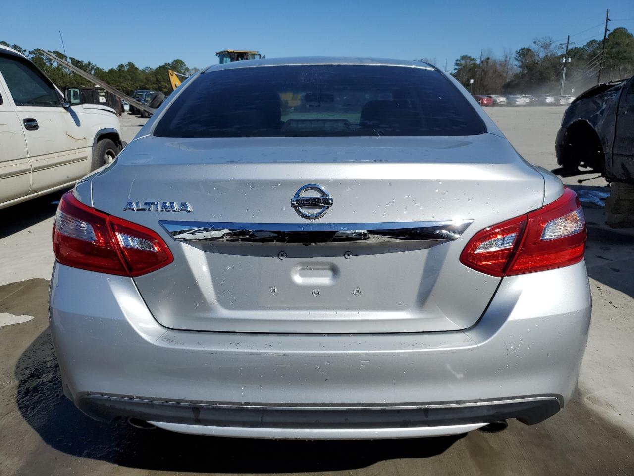 2017 NISSAN ALTIMA 2.5 - Фото 6