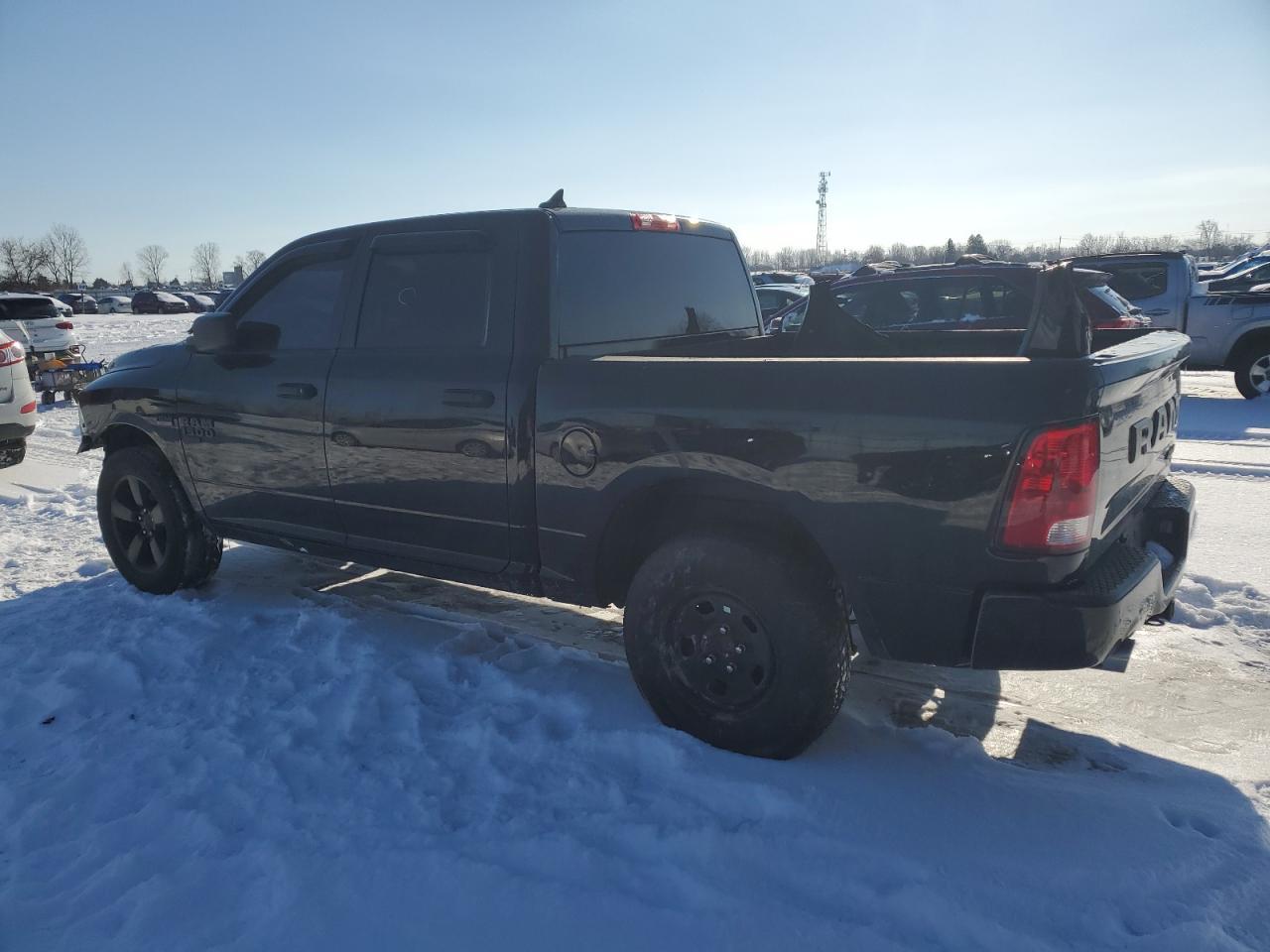 2019 RAM 1500 CLASS - Фото 2
