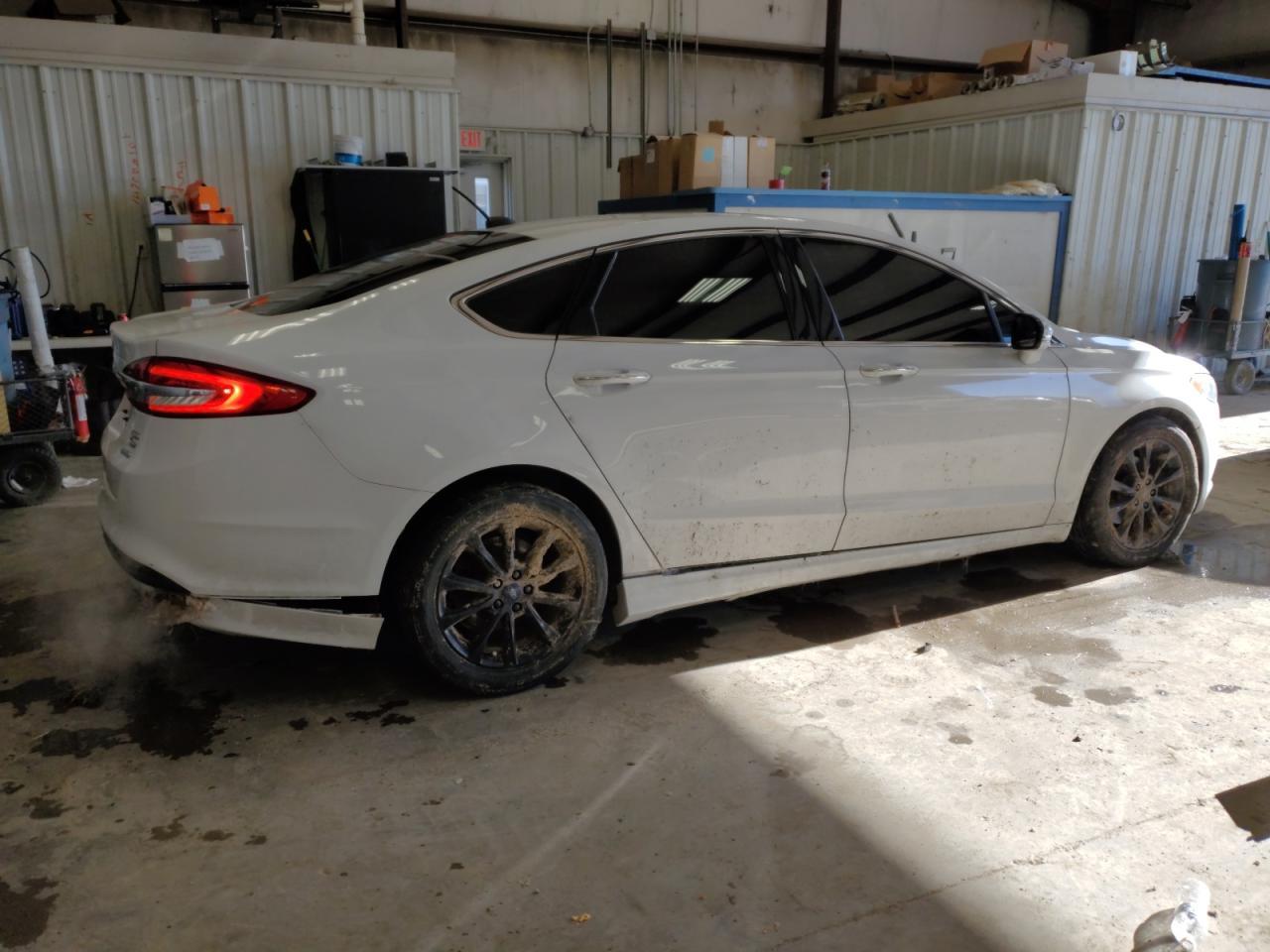 2017 FORD FUSION SE - Фото 3