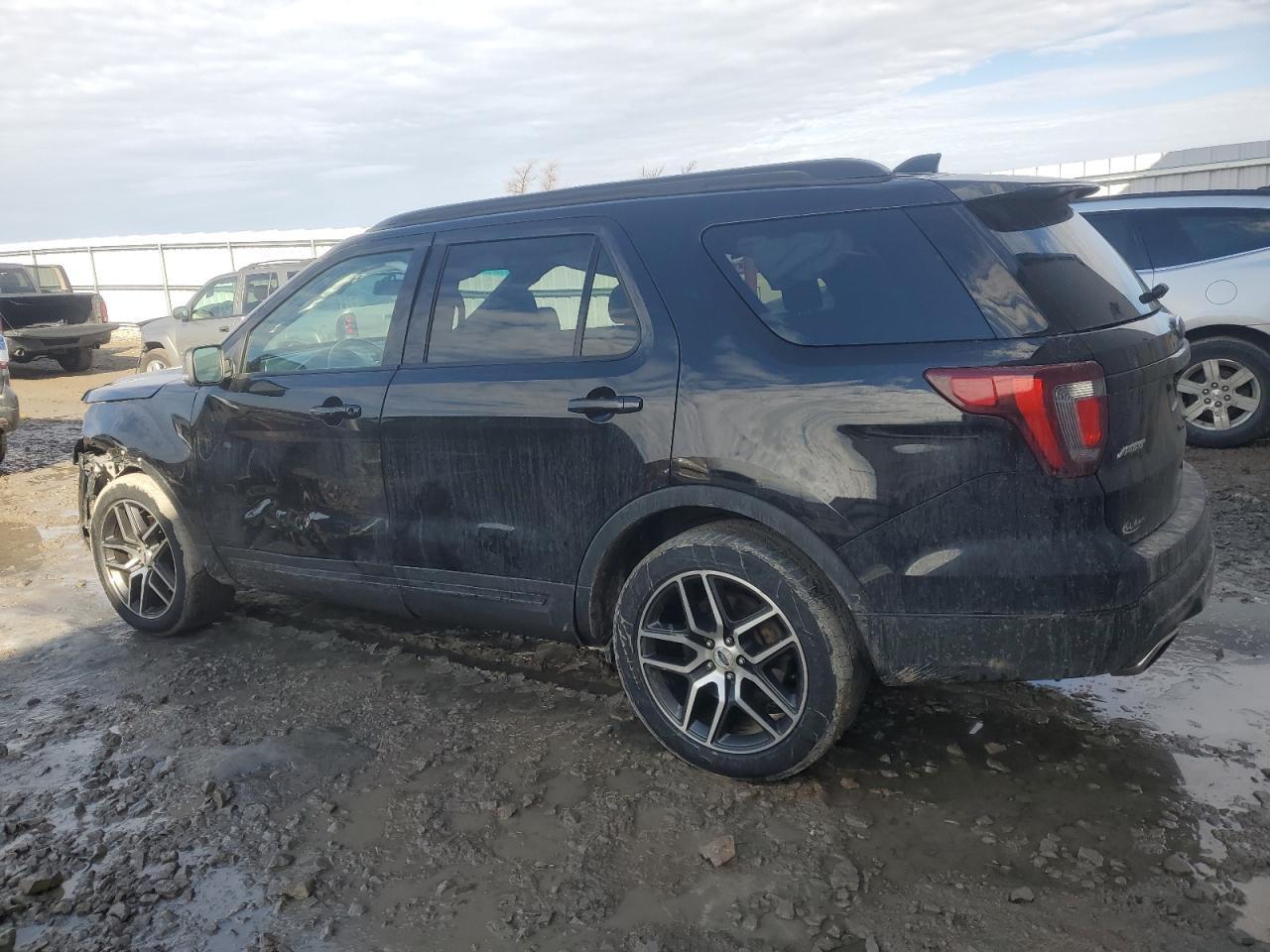 2017 FORD EXPLORER S - Фото 2