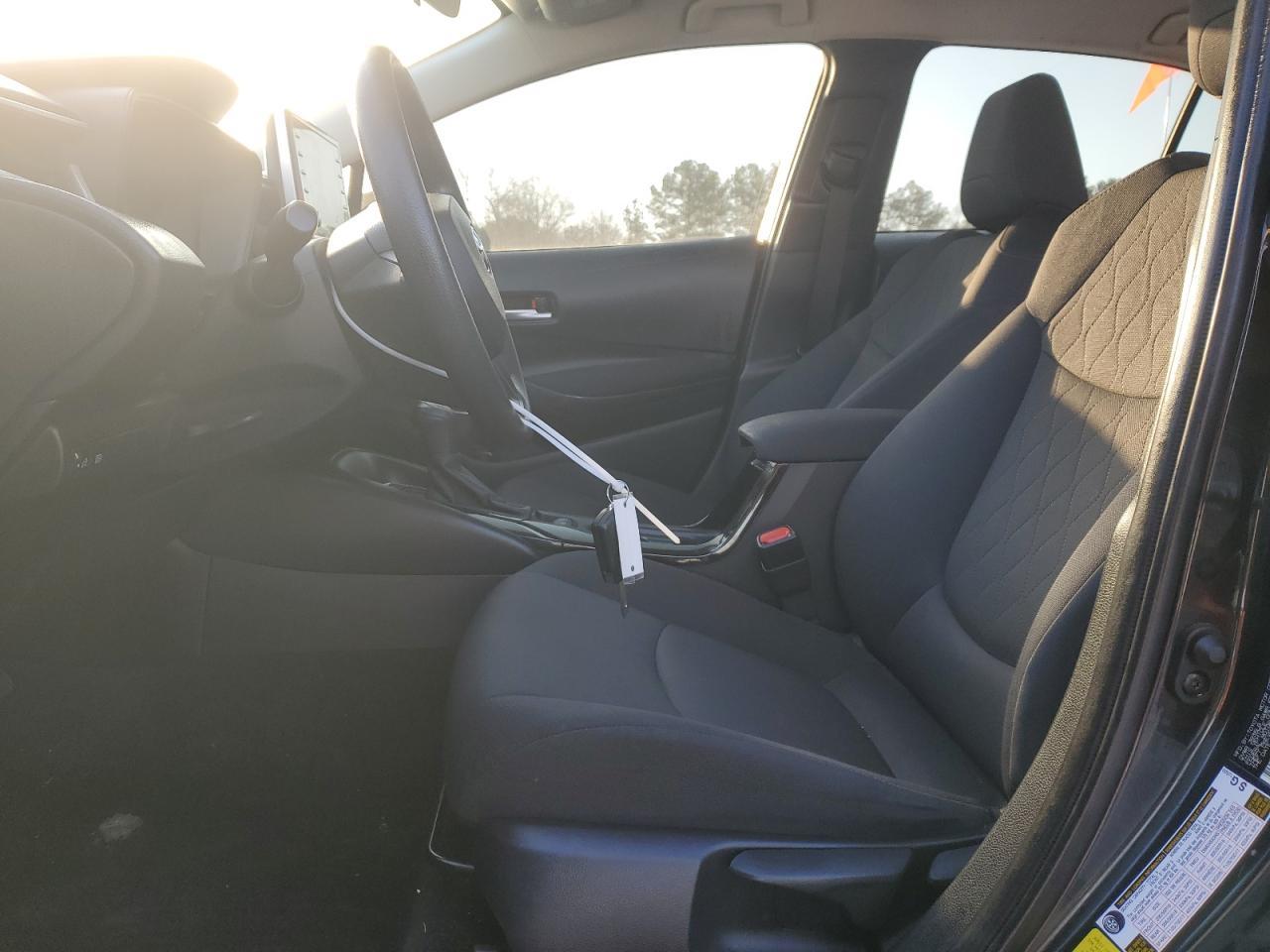 2021 TOYOTA COROLLA LE - Фото 7