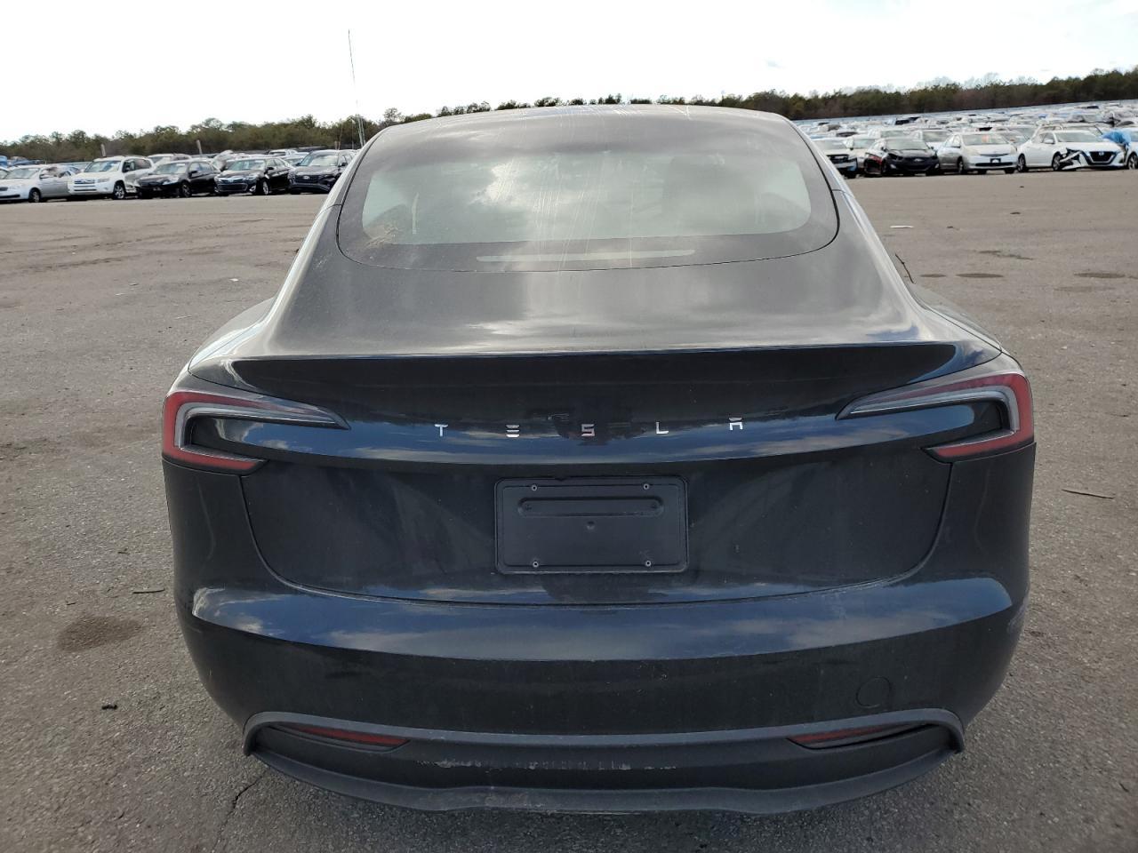 2024 TESLA MODEL 3 - Фото 6