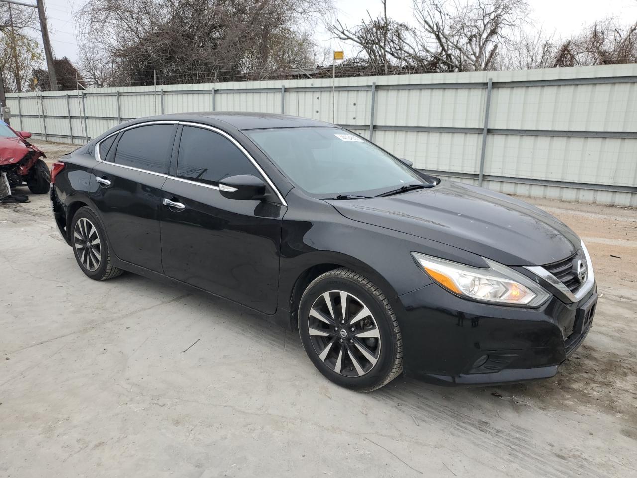 2018 NISSAN ALTIMA 2.5 - Фото 4