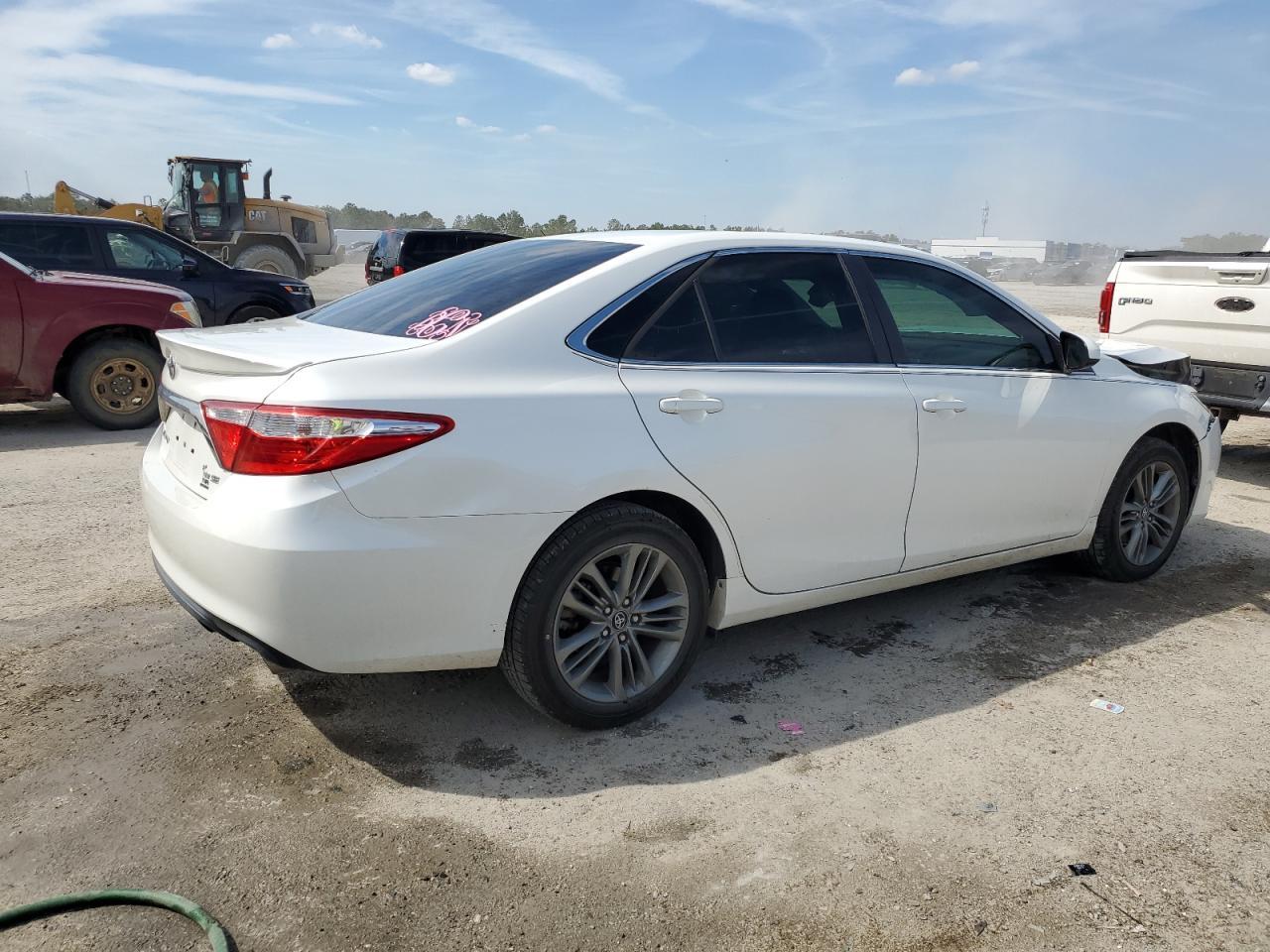 2017 TOYOTA CAMRY LE - Image 3