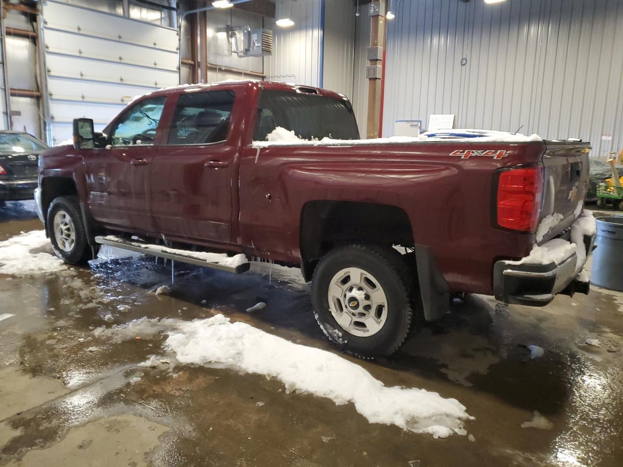 2016 CHEVROLET SILVERADO - Фото 2