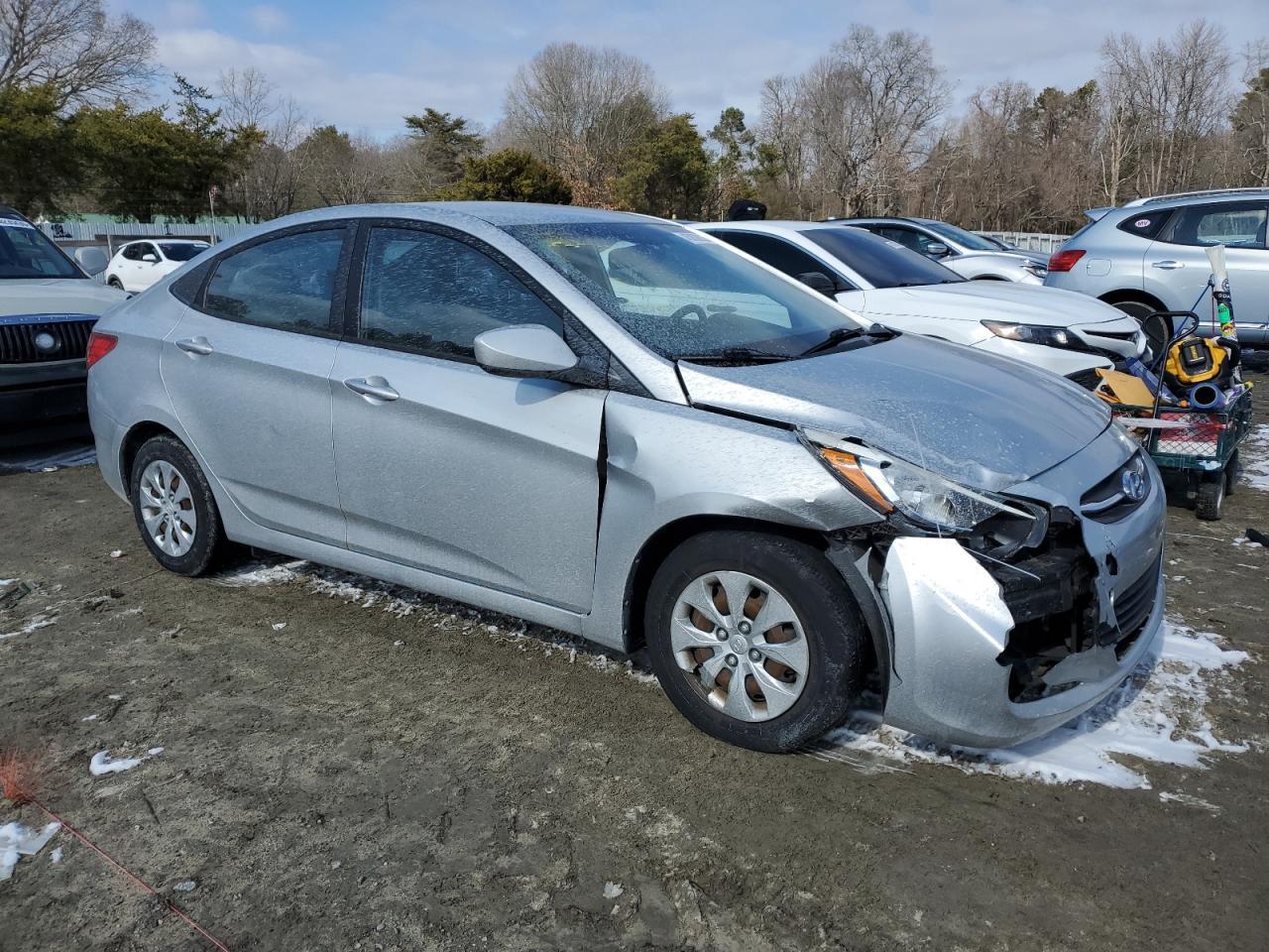 2015 HYUNDAI ACCENT GLS - Фото 4