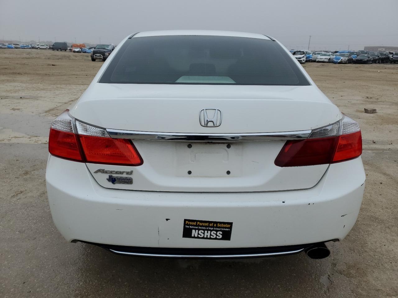 2014 HONDA ACCORD LX - Image 6
