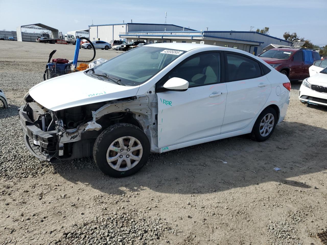 2014 HYUNDAI ACCENT GLS