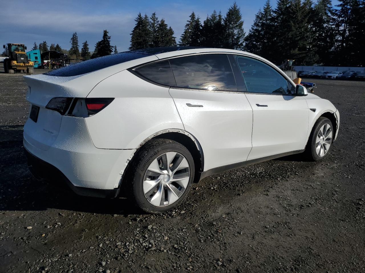 2023 TESLA MODEL Y - Image 3