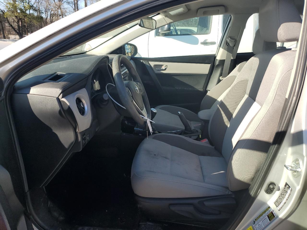 2018 TOYOTA COROLLA L - Image 7