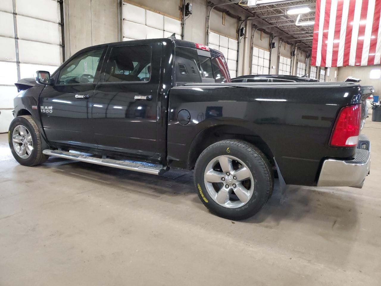 2014 RAM 1500 SLT - Фото 2