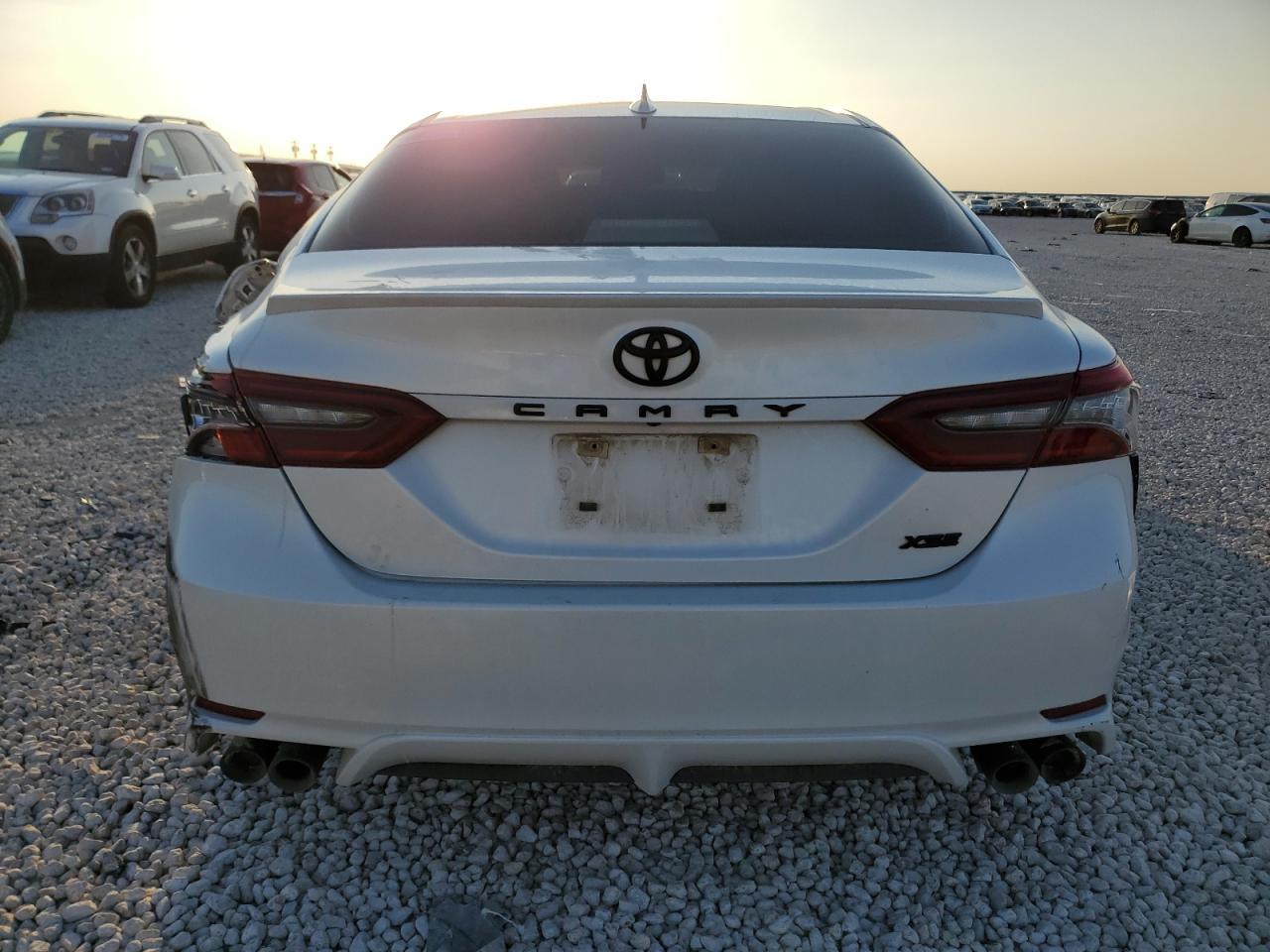 2021 TOYOTA CAMRY XSE - Image 6