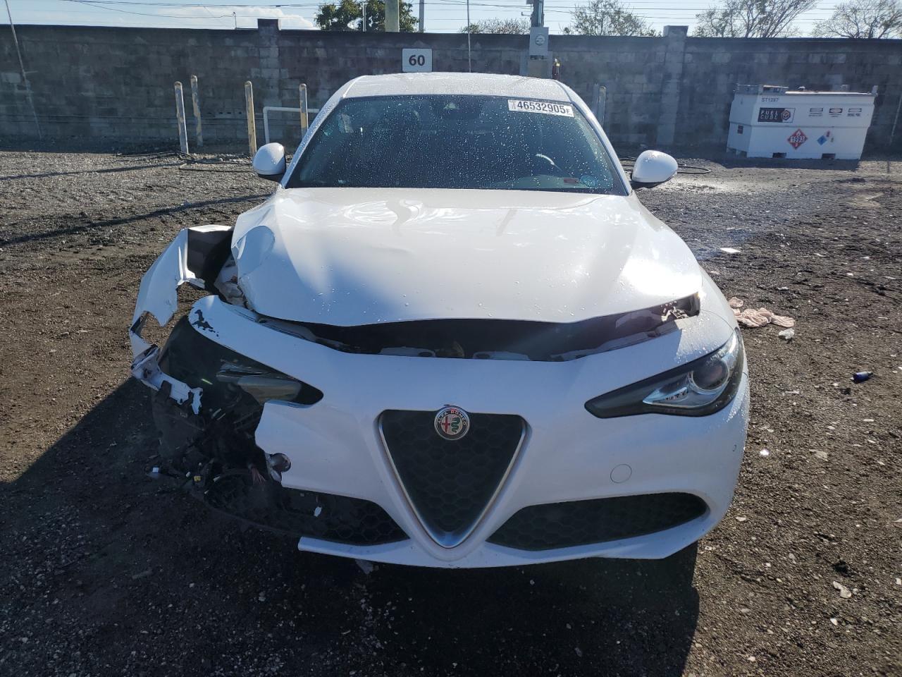 2017 ALFA ROMEO GIULIA Q4 - Фото 5