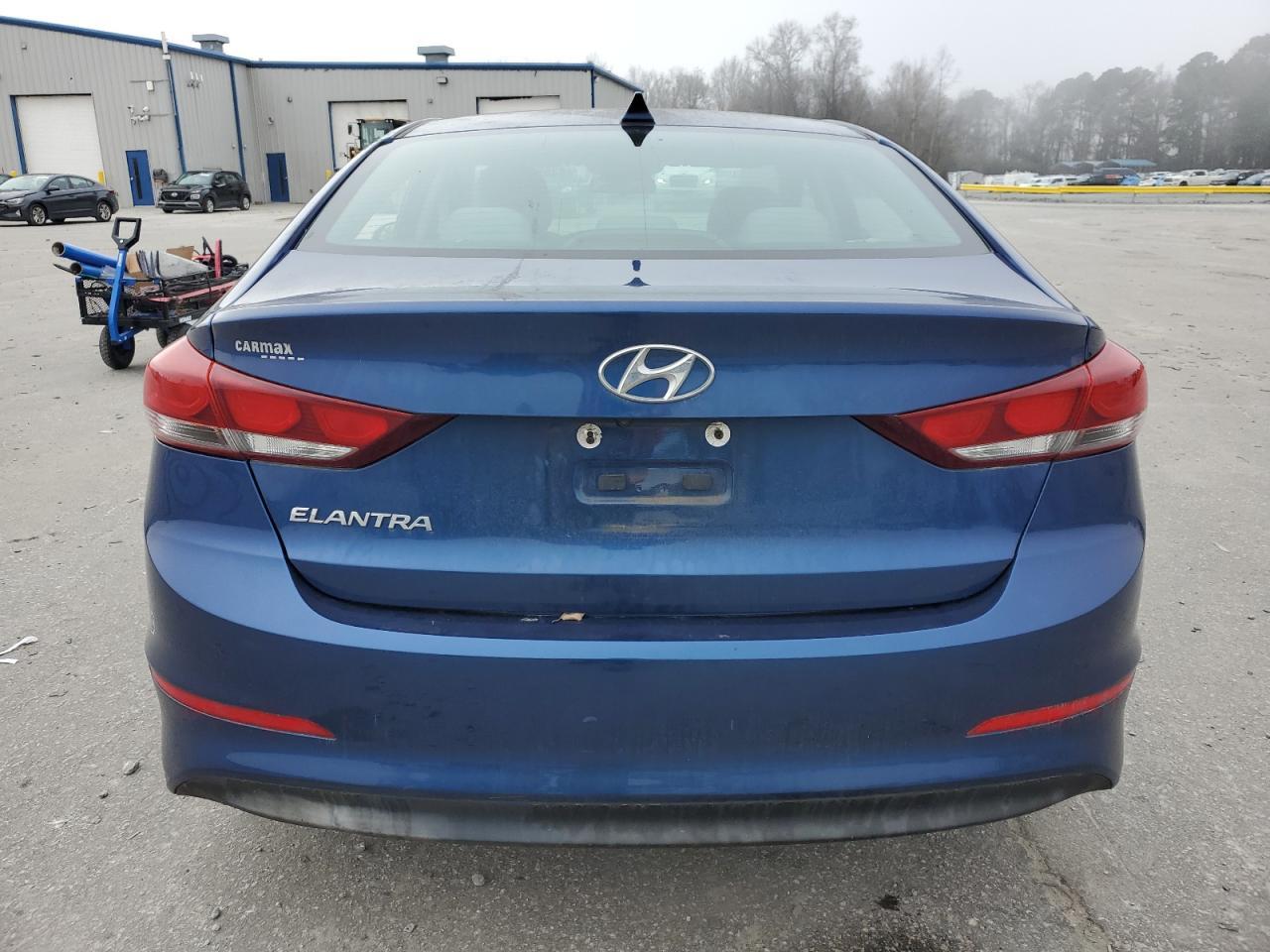 2017 HYUNDAI ELANTRA SE - Image 6