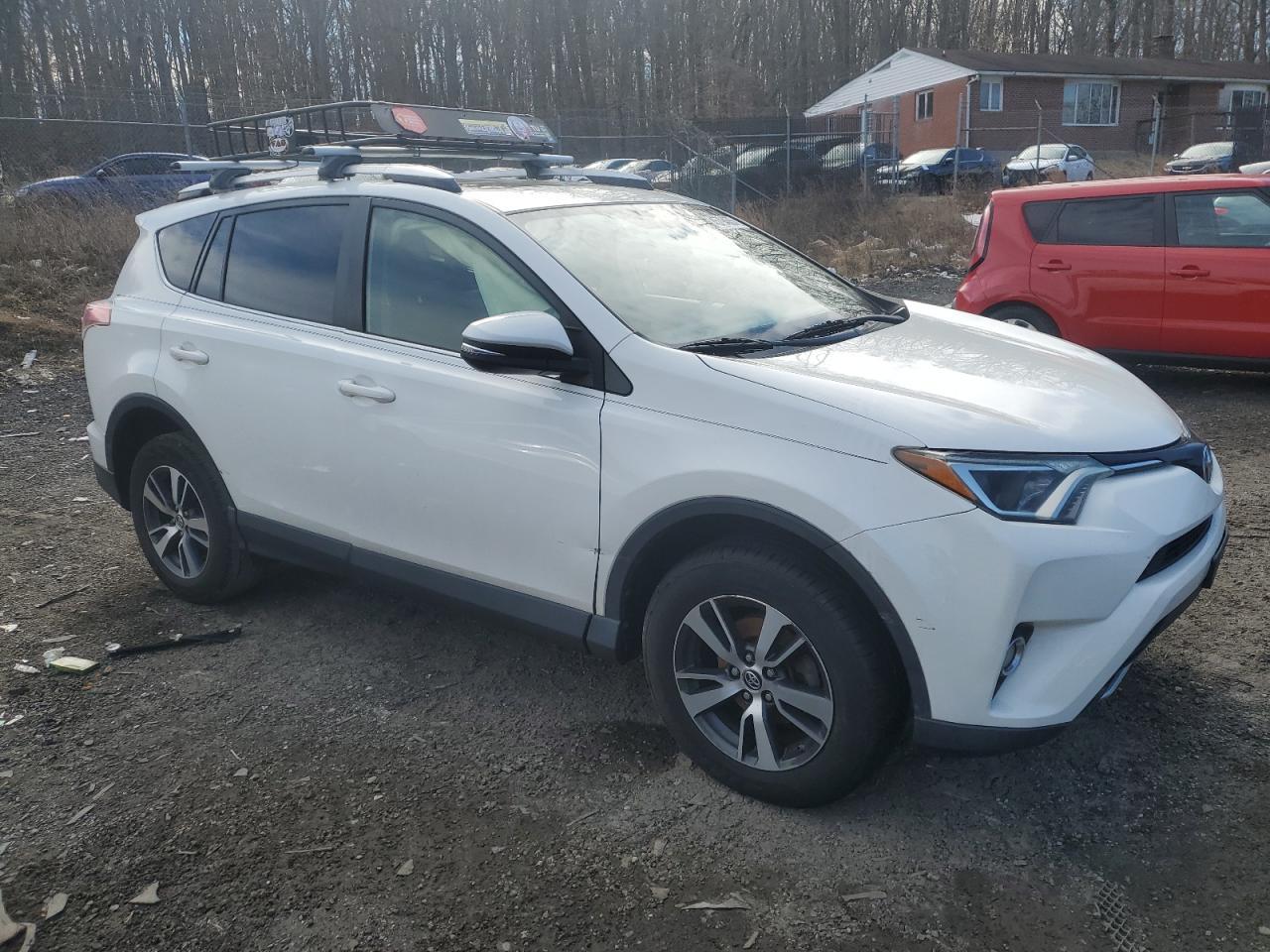 2016 TOYOTA RAV4 XLE - Фото 4