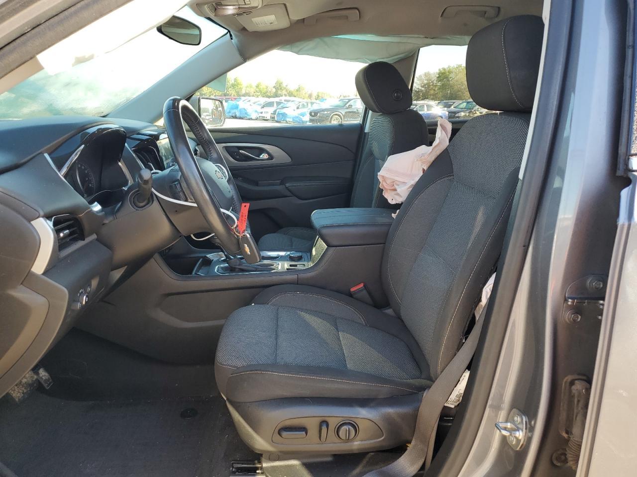 2020 CHEVROLET TRAVERSE L - Фото 7