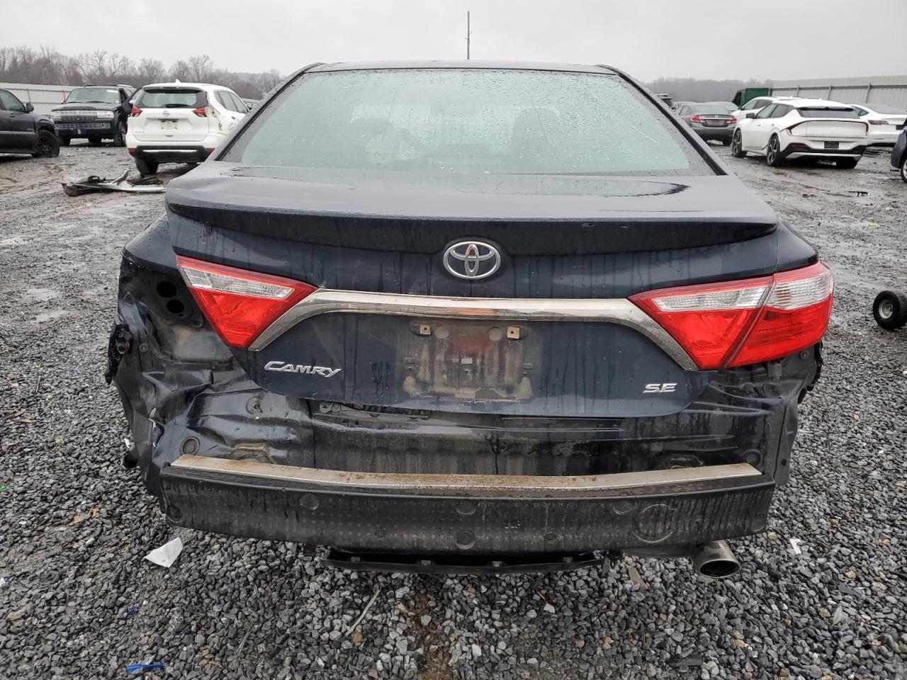 2017 TOYOTA CAMRY LE - Image 6
