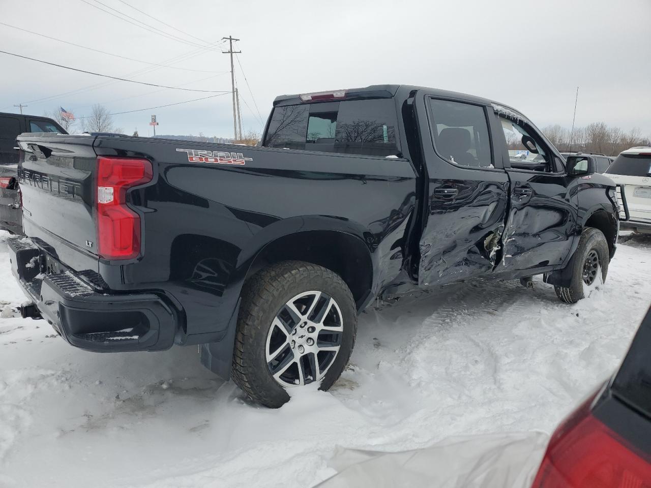 2019 CHEVROLET SILVERADO - Image 3