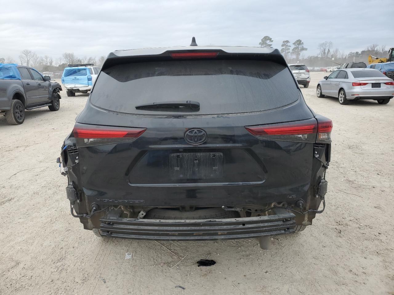 2024 TOYOTA HIGHLANDER - Image 6