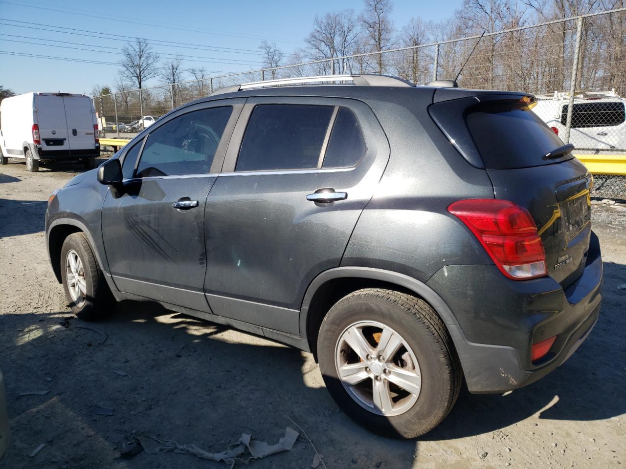 2019 CHEVROLET TRAX 1LT - Фото 2
