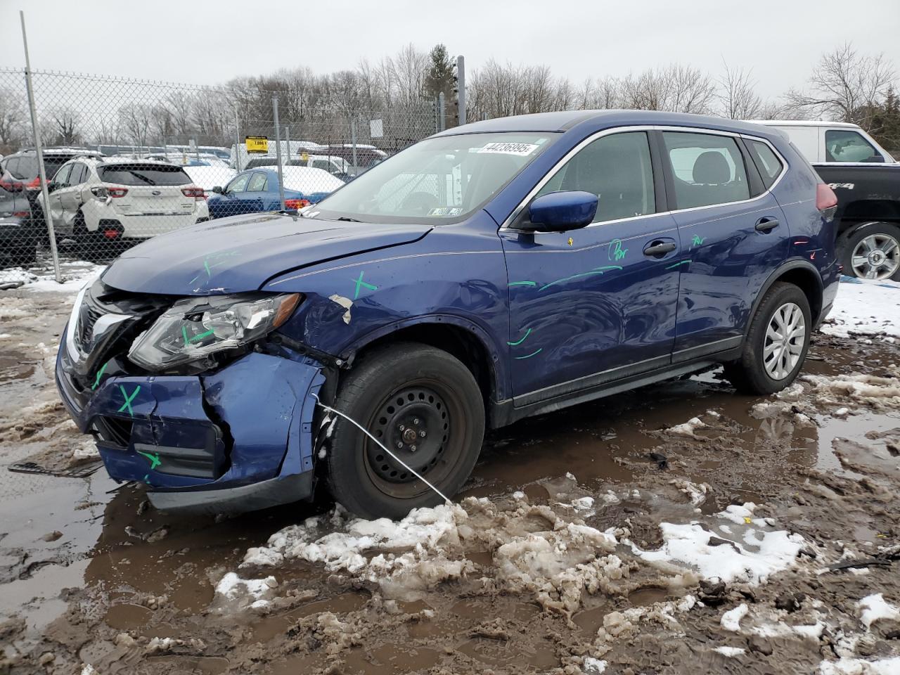 2018 NISSAN ROGUE S