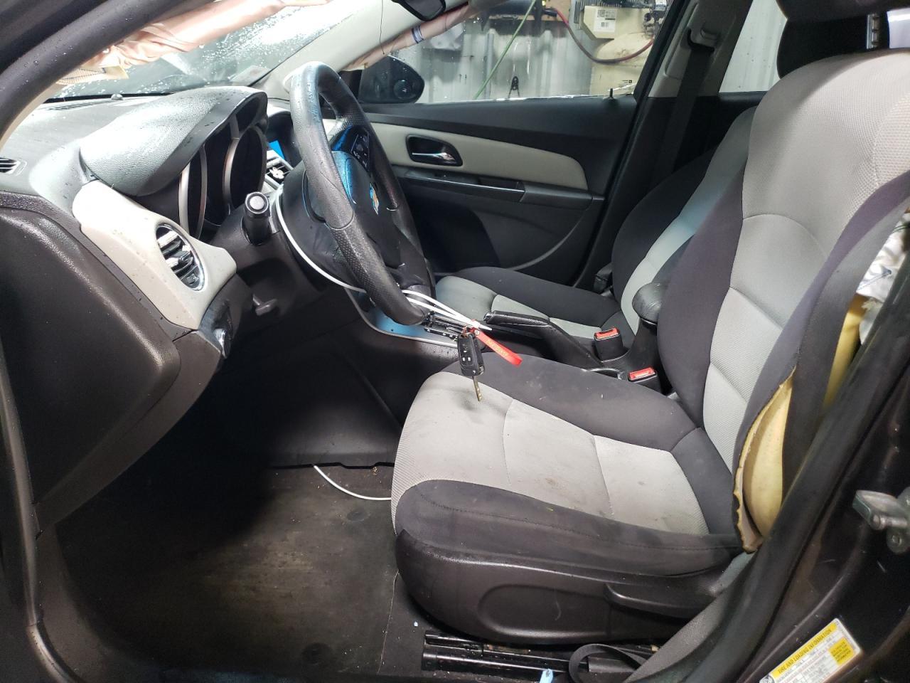 2014 CHEVROLET CRUZE LS - Image 7