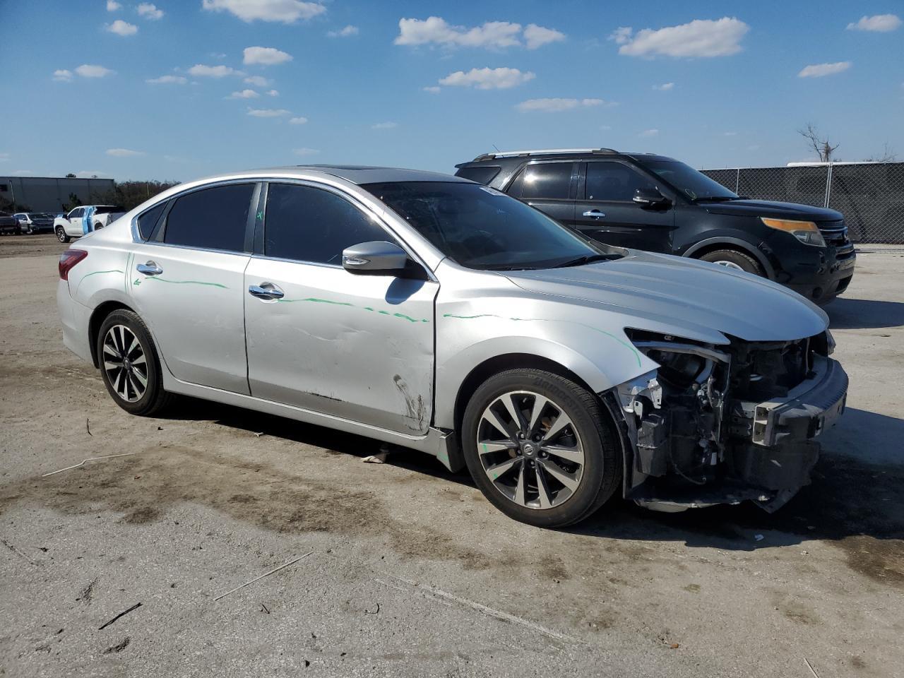 2016 NISSAN ALTIMA 2.5 - Фото 4