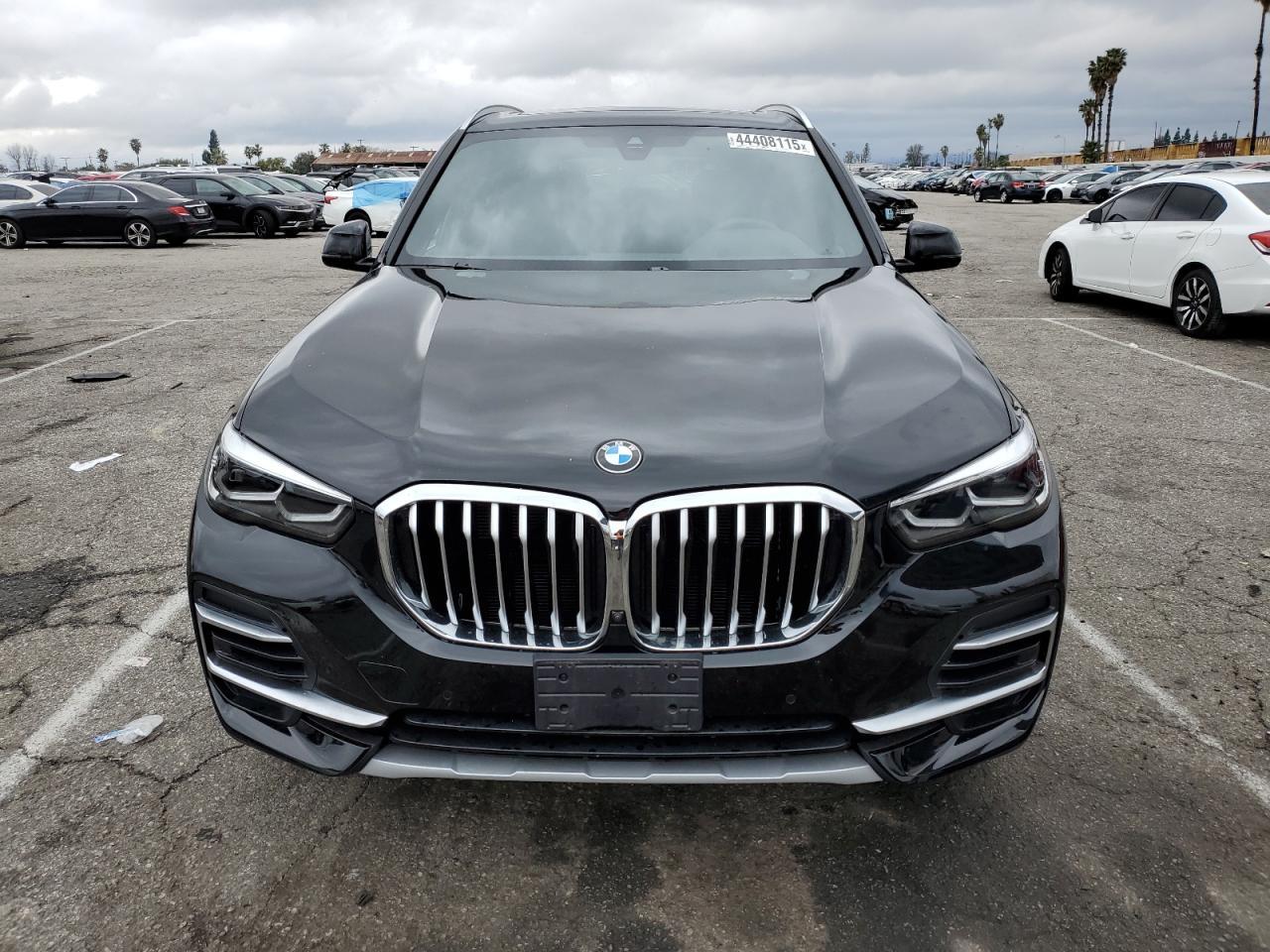2023 BMW X5 XDRIVE4 - Фото 5