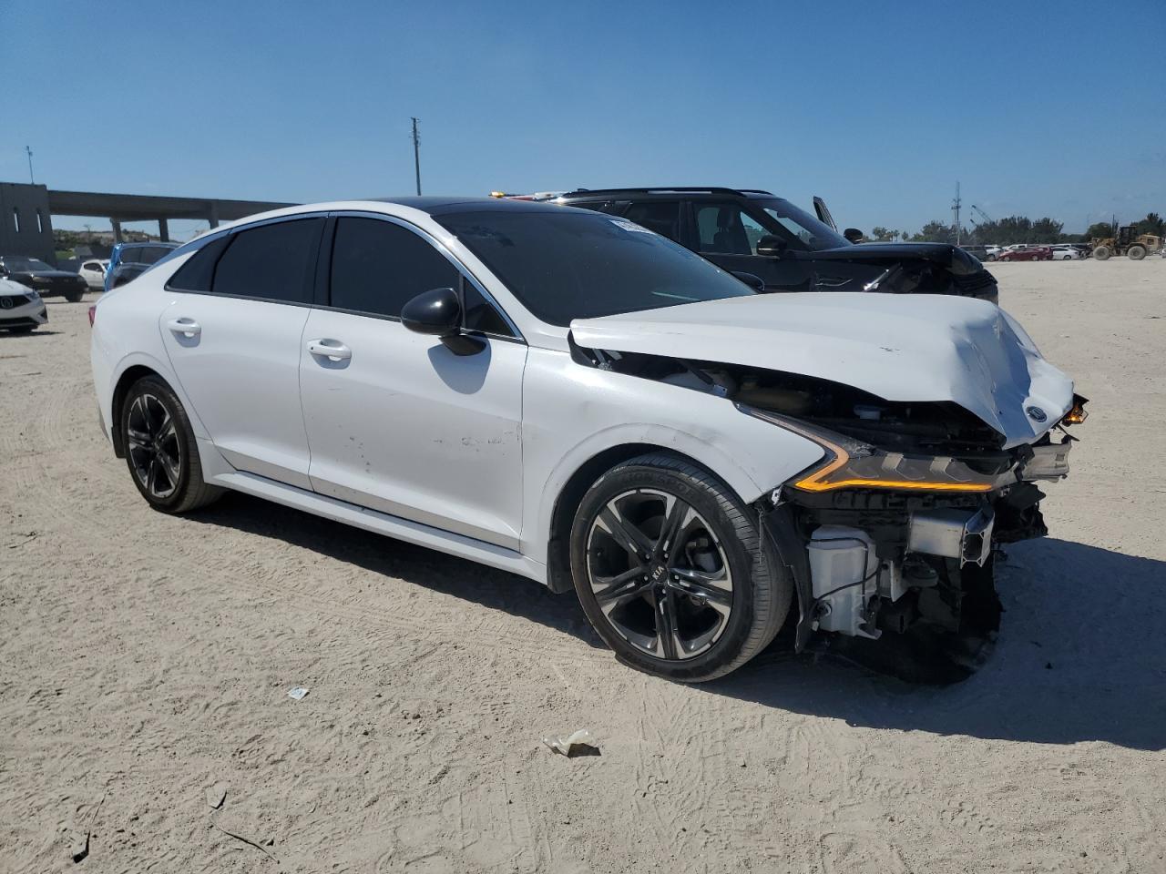 2021 KIA K5 GT LINE - Image 4