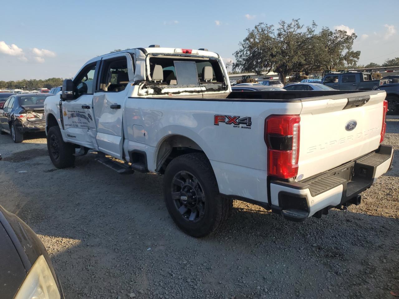 2024 FORD F250 SUPER - Фото 2