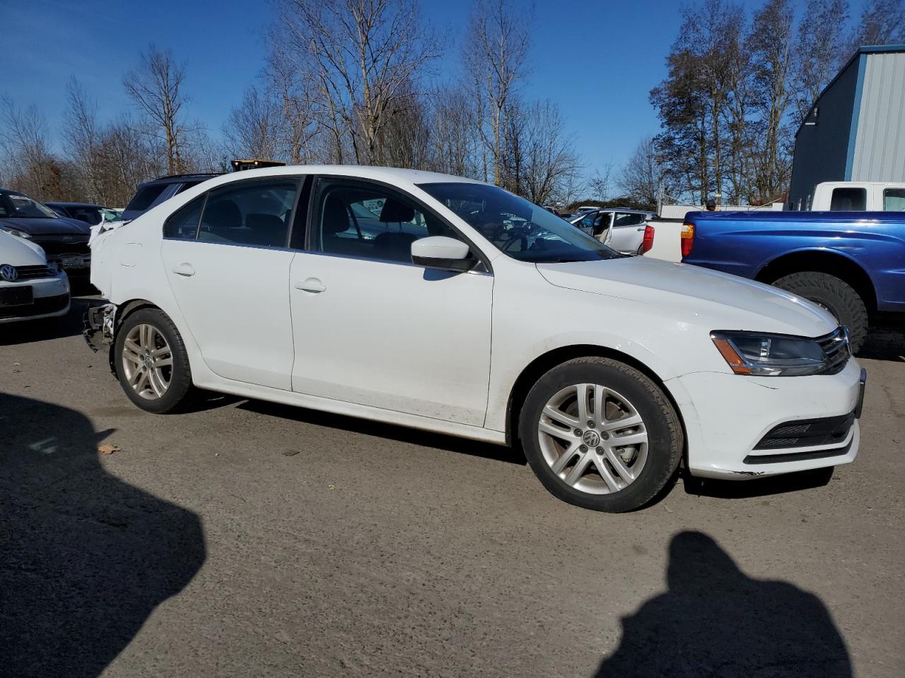 2017 VOLKSWAGEN JETTA S - Image 4