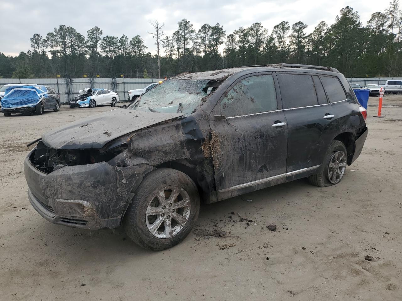 2011 TOYOTA HIGHLANDER