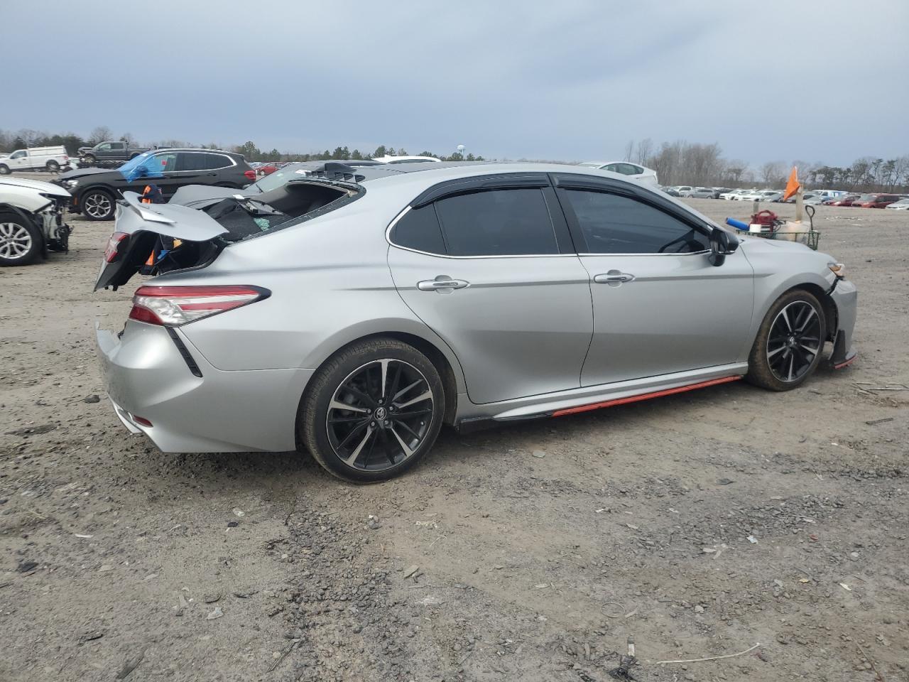 2019 TOYOTA CAMRY XSE - Фото 3