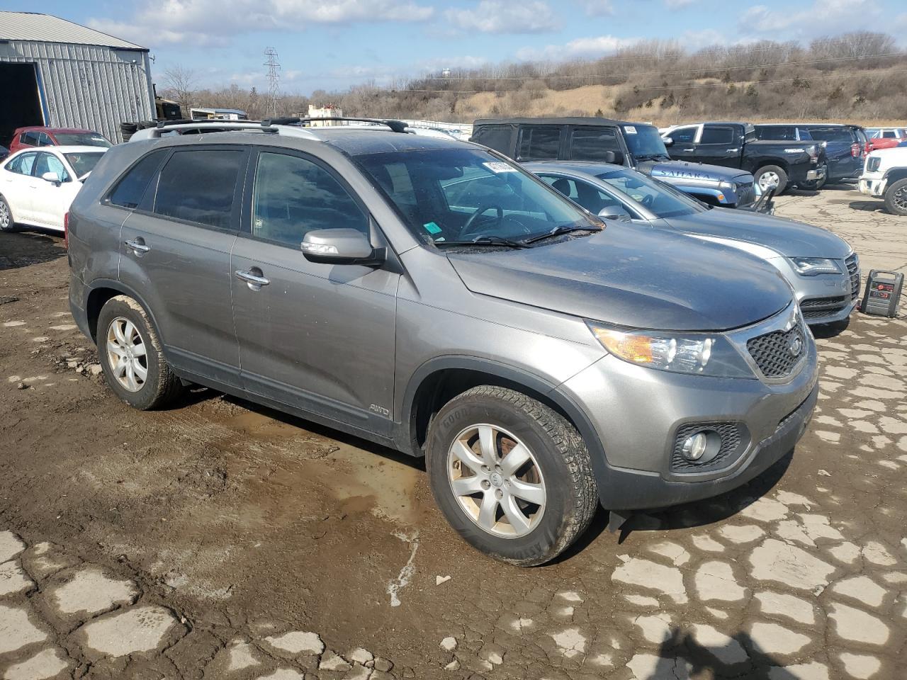 2012 KIA SORENTO BA - Image 4