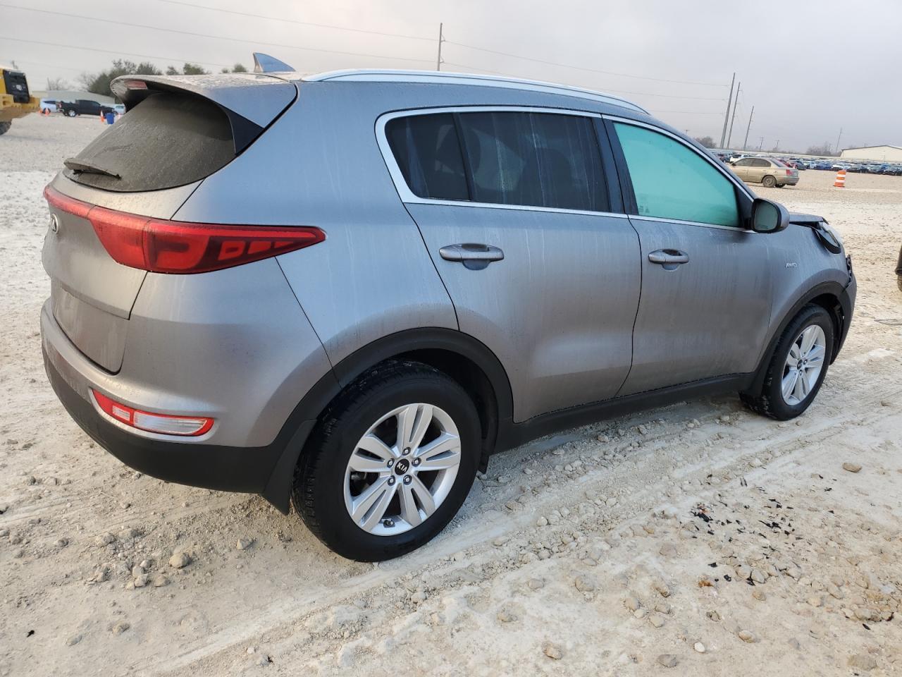 2017 KIA SPORTAGE L - Image 3