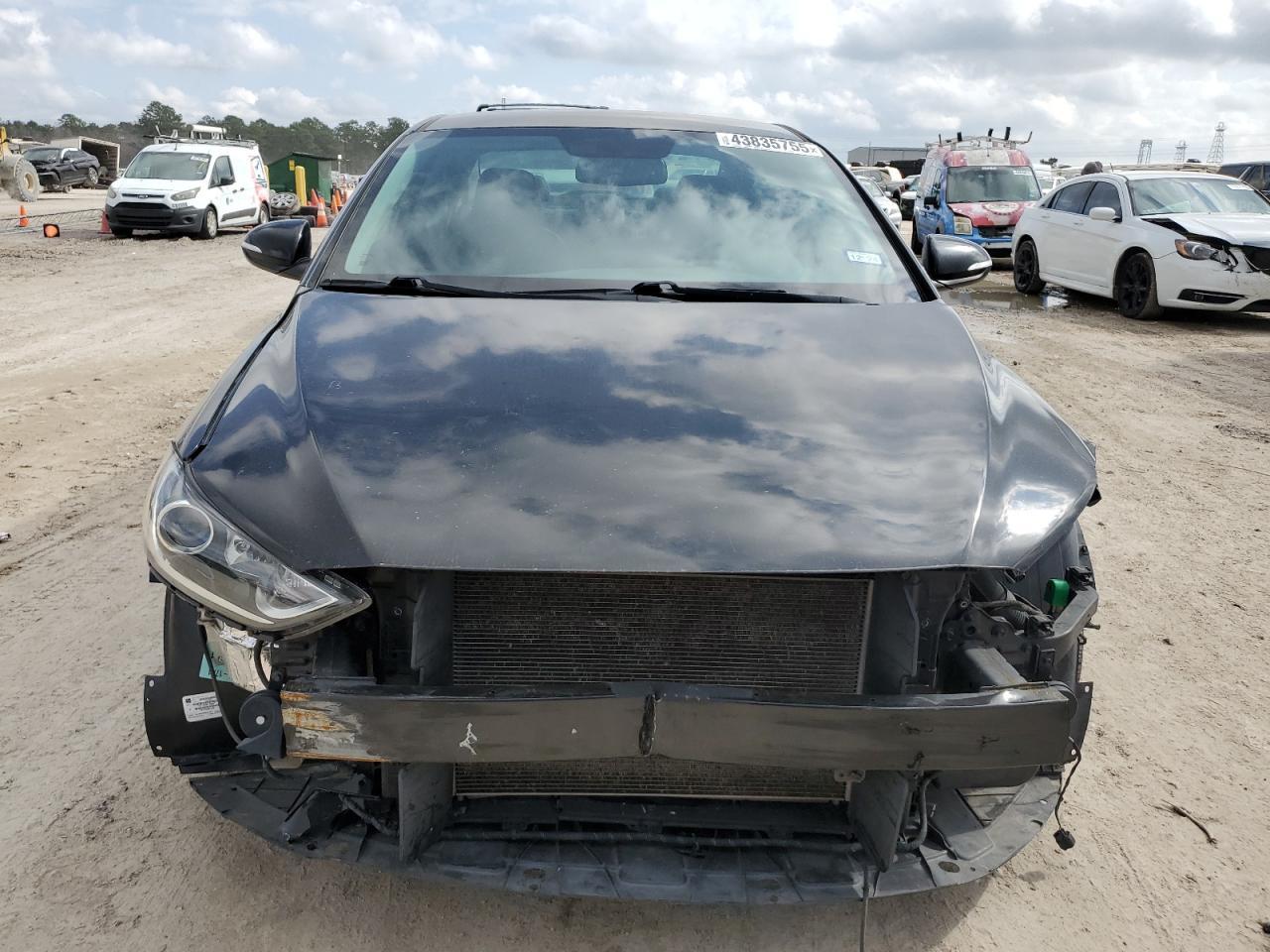 2017 HYUNDAI ELANTRA SE - Фото 5
