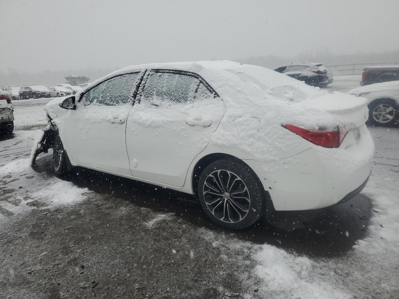 2014 TOYOTA COROLLA L - Фото 2
