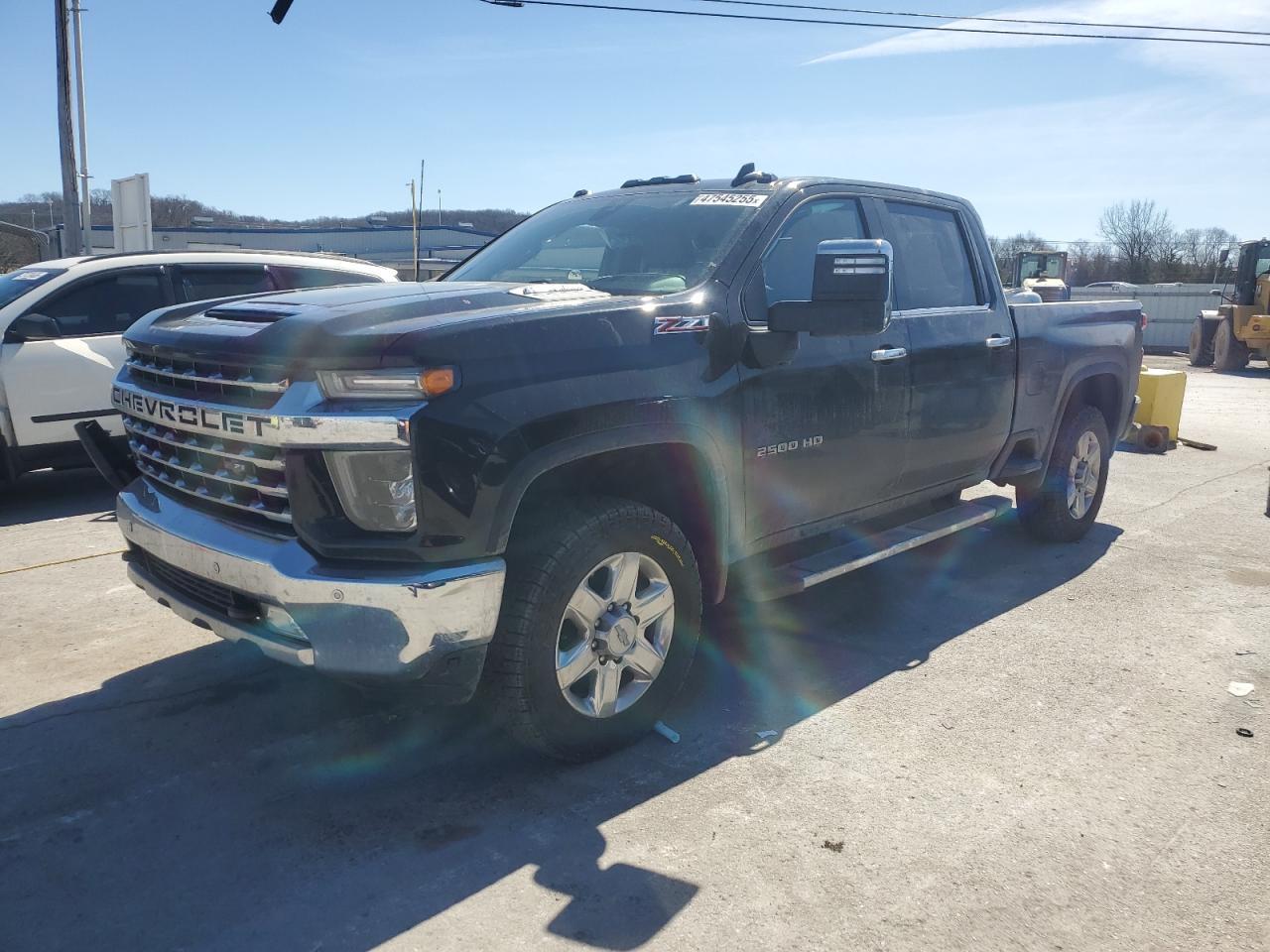 2020 CHEVROLET SILVERADO