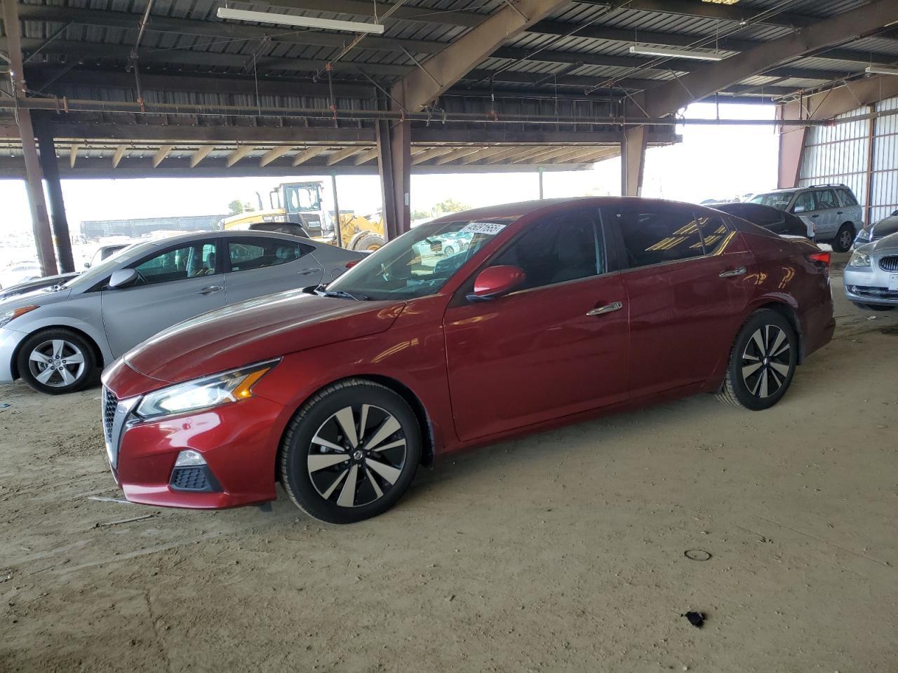 2022 NISSAN ALTIMA SV