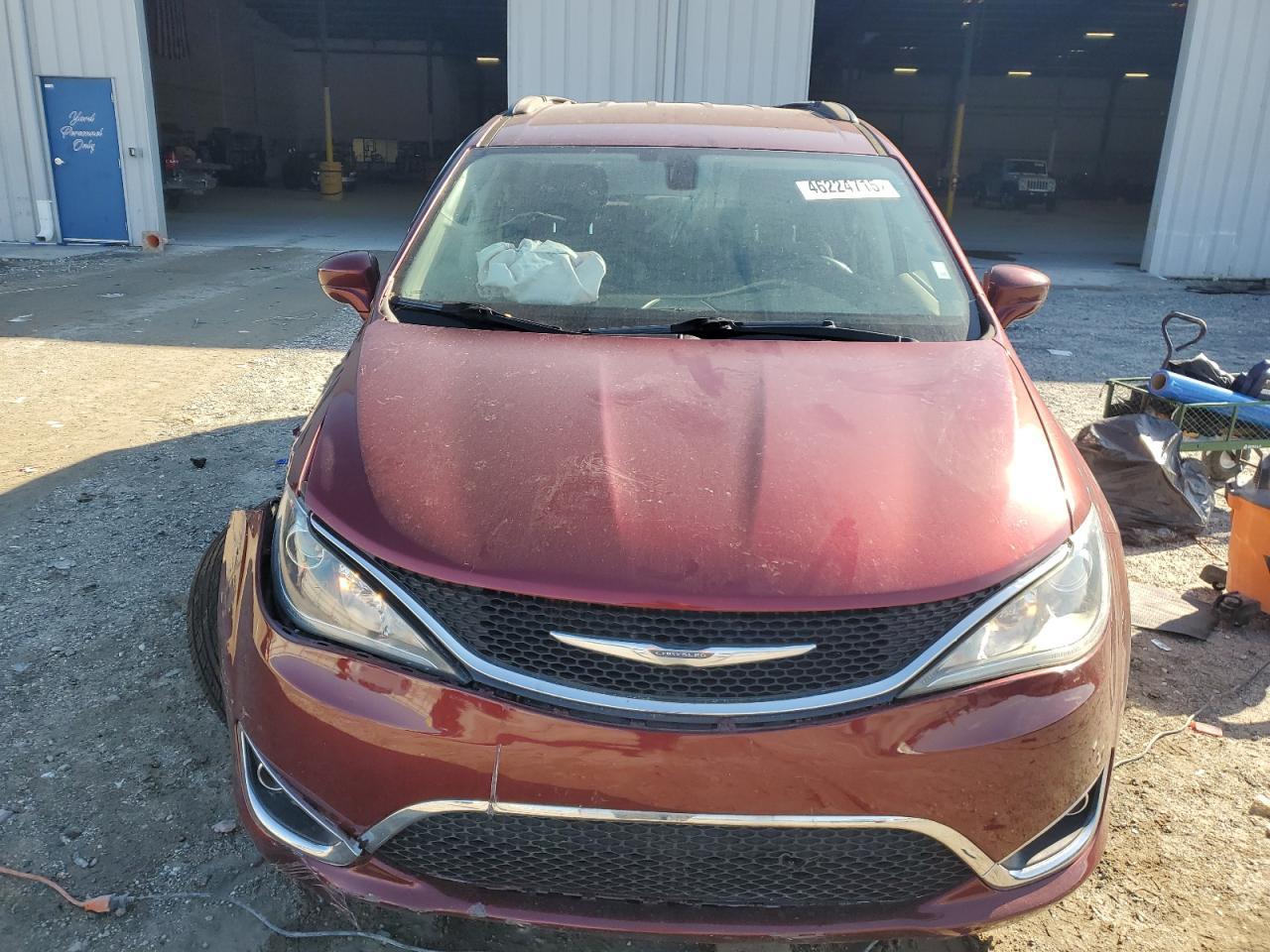 2017 CHRYSLER PACIFICA T - Image 5